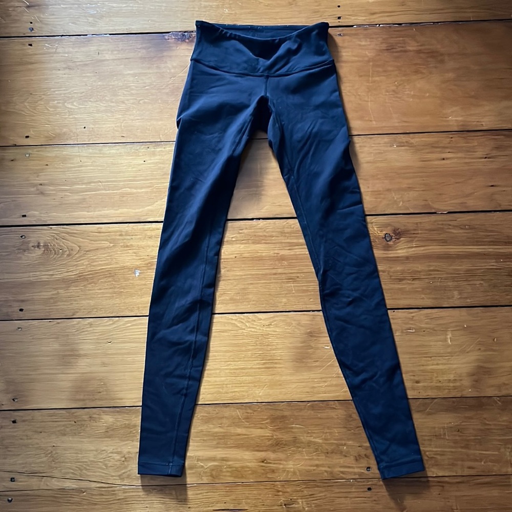 Gently worn lululemon wunder under leggings
